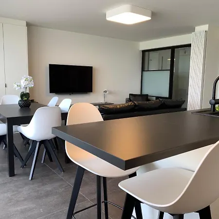 Ultra-luxury Penthouse With A Generous Terrace And Breathtaking Sea View T71 Daire Oostende